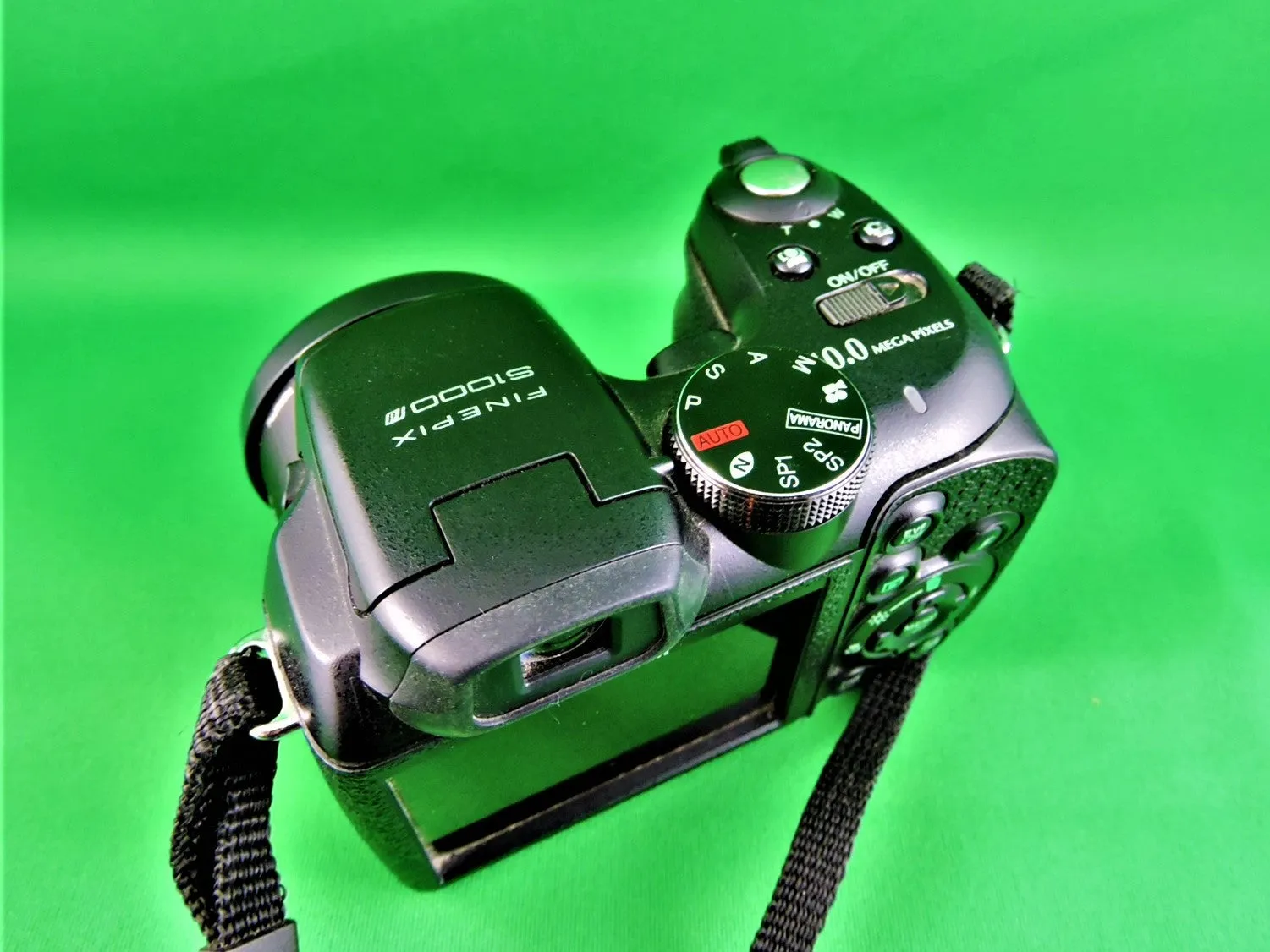 Cameras - Fujufilm Finepix S1000 fd