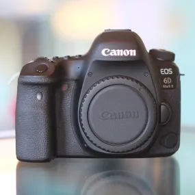 Canon EOS 6D Mark II