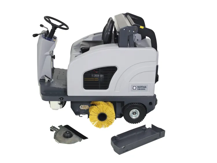 Nilfisk-Advance SW4000 Battery Powered Rider Sweeper With Hydraulic Dump Hopper