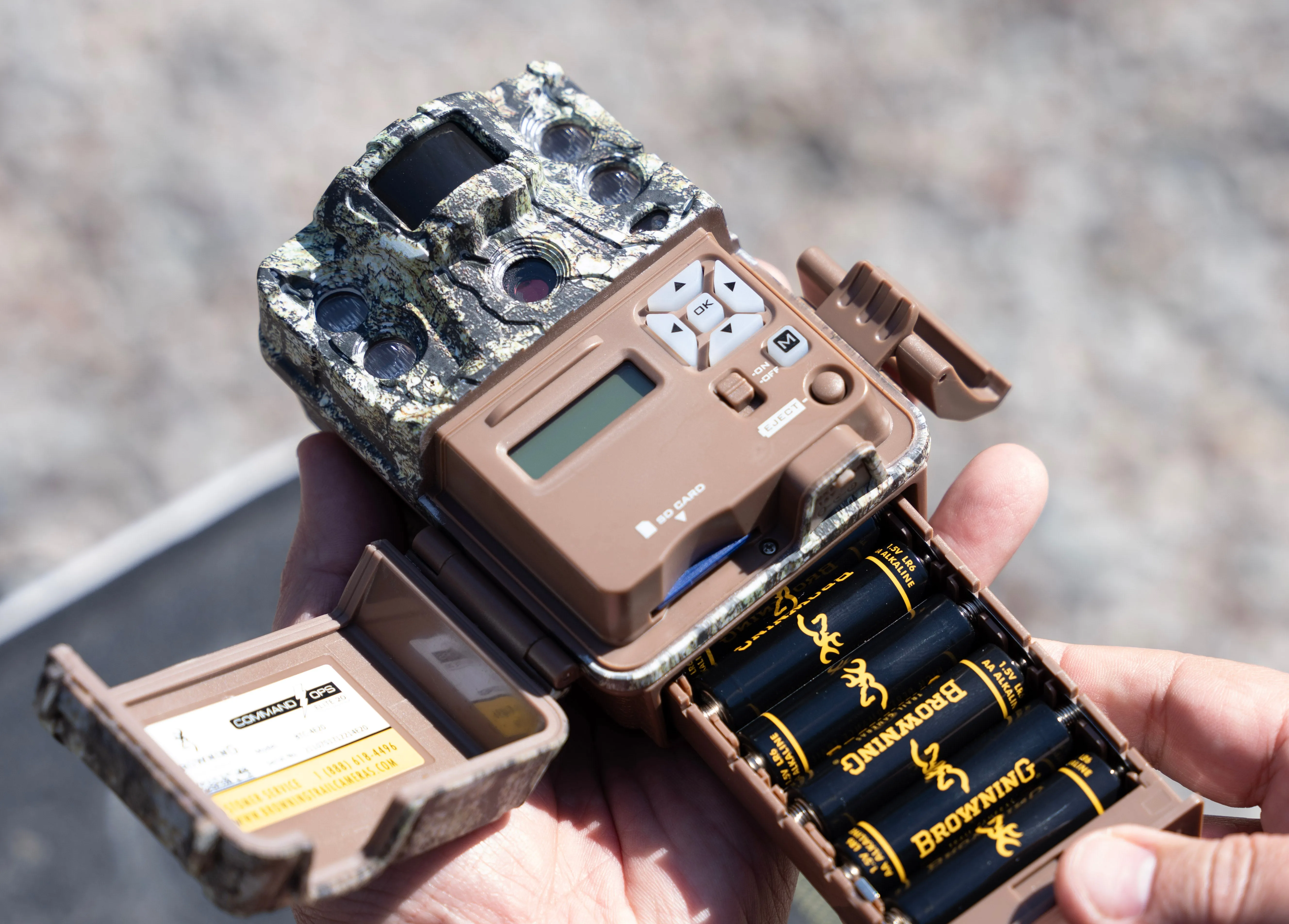 Ring in the New Year - Command Ops 4E20 Combo w/ Batteries and 32 GB SD Card  (Camera Only or Combo Option Available)