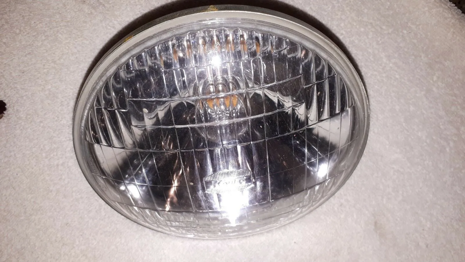 YAMAHA RD 400 HEADLIGHT LENS ASSEMBLY